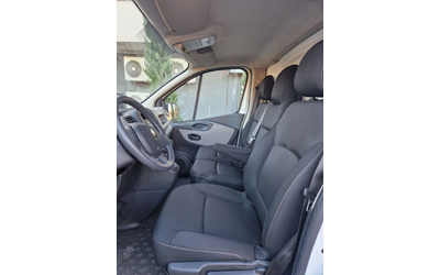 Renault Trafic 1.6 TDI, 125 к.с. КЛИМАТИК - автомобили, коли, обяви за нови и употребявани 12
