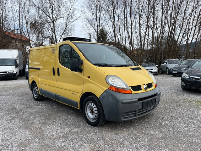 Renault Trafic 1.9DCI - автомобили, коли, обяви за нови и употребявани 1
