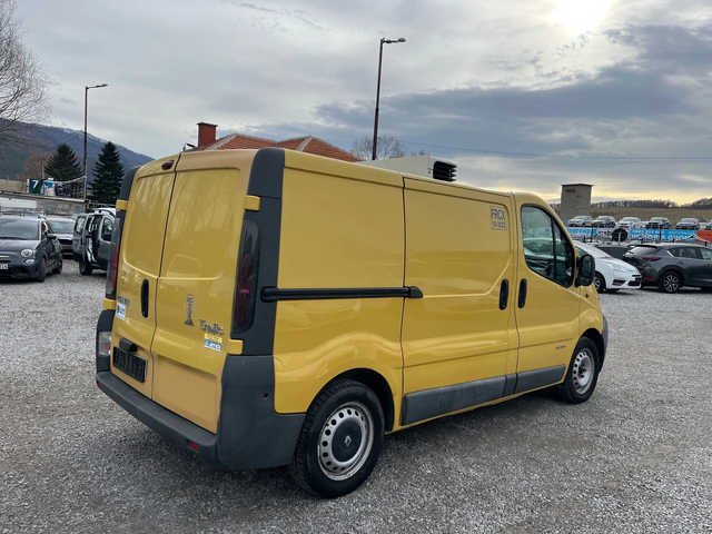 Renault Trafic 1.9DCI - автомобили, коли, обяви за нови и употребявани 3