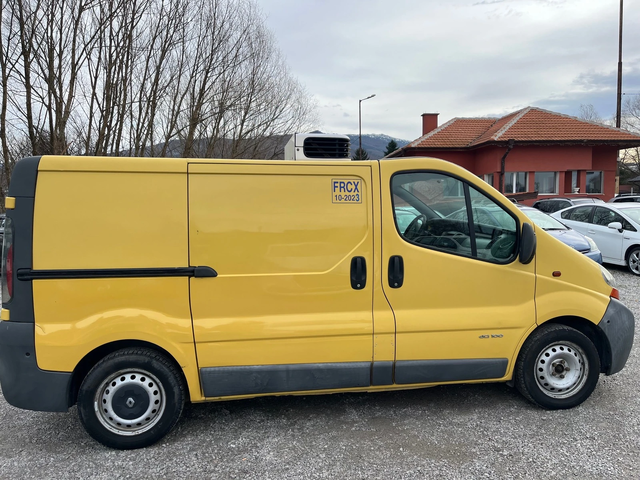 Renault Trafic 1.9DCI - автомобили, коли, обяви за нови и употребявани 6