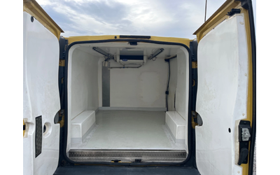 Renault Trafic 1.9DCI - автомобили, коли, обяви за нови и употребявани 7