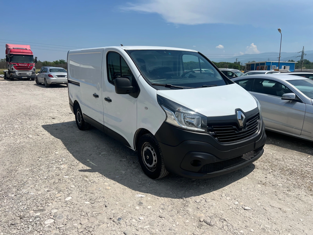 Renault Trafic 1.6 DCI - автомобили, коли, обяви за нови и употребявани 2