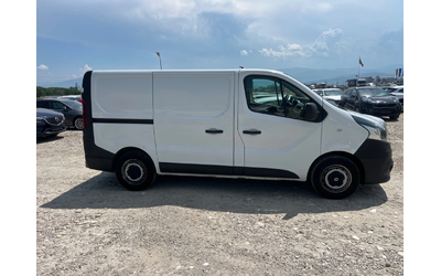 renault-trafic - 3