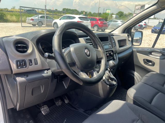 Renault Trafic 1.6 DCI - автомобили, коли, обяви за нови и употребявани 9