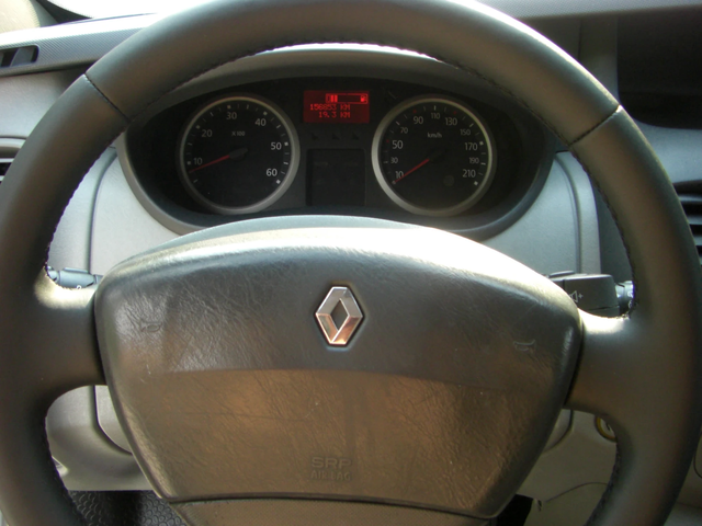 Renault Trafic 2.0dci 6ck. 9MECTA - автомобили, коли, обяви за нови и употребявани 10