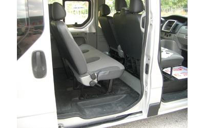 Renault Trafic 2.0dci 6ck. 9MECTA - автомобили, коли, обяви за нови и употребявани 13