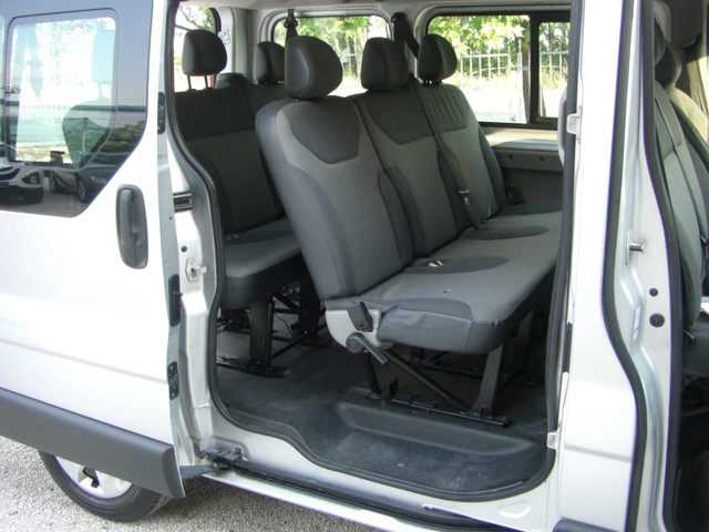 Renault Trafic 2.0dci 6ck. 9MECTA - автомобили, коли, обяви за нови и употребявани 14