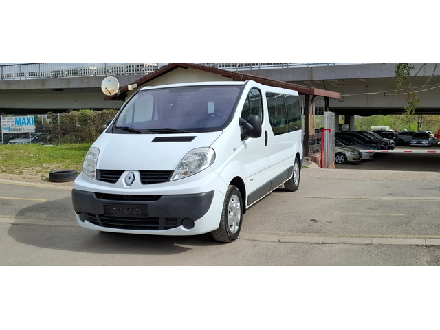 Renault Trafic 2.0  115kc Дълга база 211000м 9  местен - автомобили, коли, обяви за нови и употребявани 0