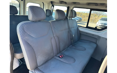 Renault Trafic 8+ 1* 2.0DCI* 115к.с* КЛИМАТИК* 6 скорости - автомобили, коли, обяви за нови и употребявани 13
