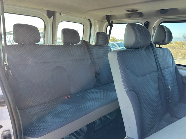 Renault Trafic 8+ 1* 2.0DCI* 115к.с* КЛИМАТИК* 6 скорости - автомобили, коли, обяви за нови и употребявани 14