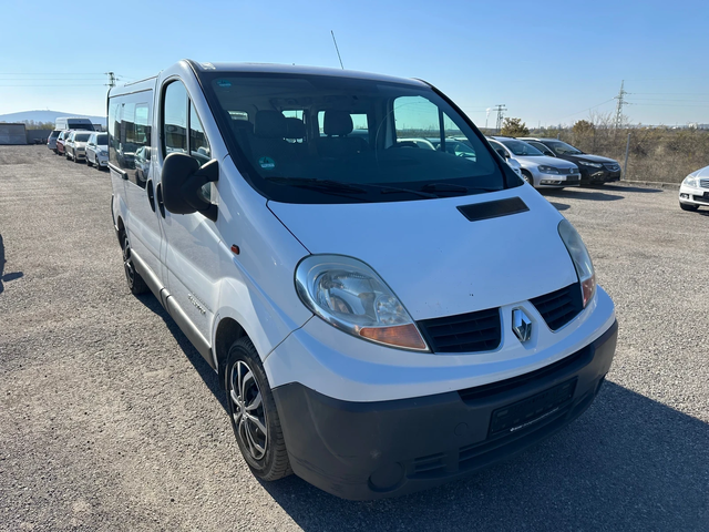 Renault Trafic 8+ 1* 2.0DCI* 115к.с* КЛИМАТИК* 6 скорости - автомобили, коли, обяви за нови и употребявани 2