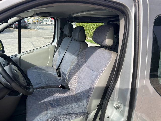 Renault Trafic 1.9dCI 6-местен Клима - автомобили, коли, обяви за нови и употребявани 12