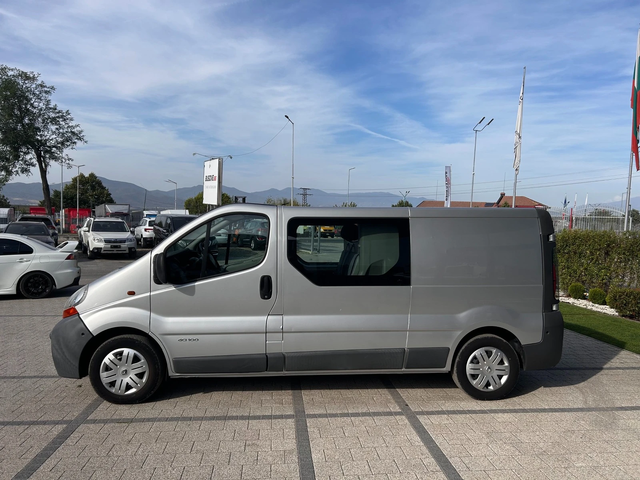 Renault Trafic 1.9dCI 6-местен Клима - автомобили, коли, обяви за нови и употребявани 2