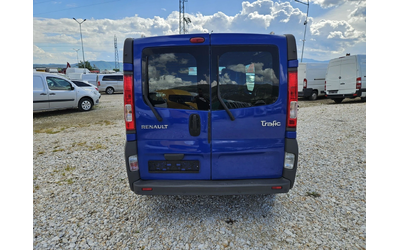 renault-trafic - 3