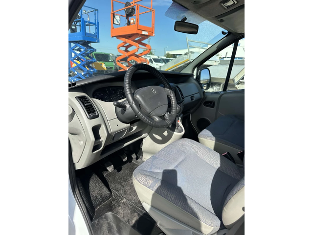 Renault Trafic - автомобили, коли, обяви за нови и употребявани 10