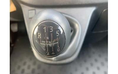 Renault Trafic - автомобили, коли, обяви за нови и употребявани 10