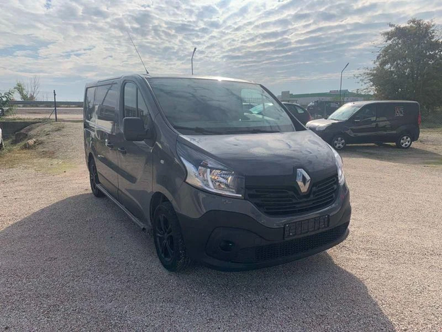 Renault Trafic - автомобили, коли, обяви за нови и употребявани 1