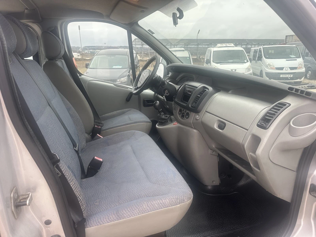 Renault Trafic - автомобили, коли, обяви за нови и употребявани 10