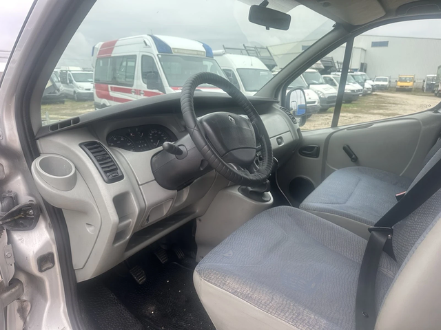 Renault Trafic - автомобили, коли, обяви за нови и употребявани 11
