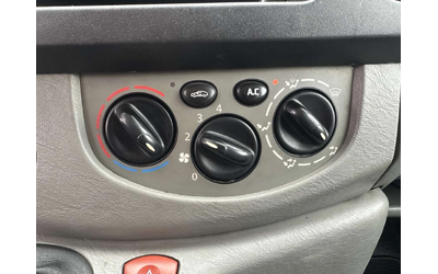 Renault Trafic - автомобили, коли, обяви за нови и употребявани 12