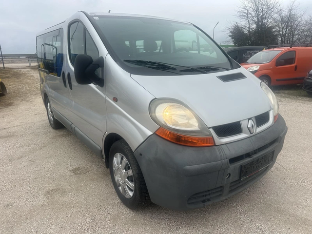 Renault Trafic - автомобили, коли, обяви за нови и употребявани 1