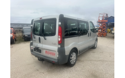 renault-trafic - 4