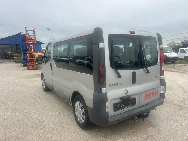 Renault Trafic - автомобили, коли, обяви за нови и употребявани 6