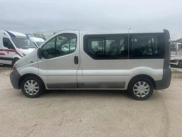 Renault Trafic - автомобили, коли, обяви за нови и употребявани 7