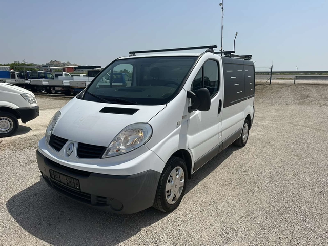 Renault Trafic - автомобили, коли, обяви за нови и употребявани 0