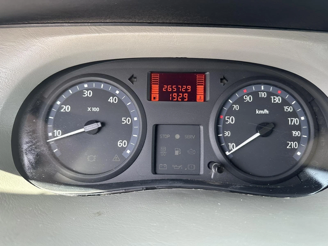 Renault Trafic - автомобили, коли, обяви за нови и употребявани 11