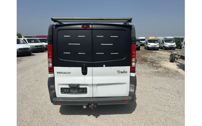 renault-trafic - 4