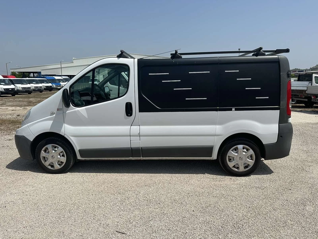 Renault Trafic - автомобили, коли, обяви за нови и употребявани 5
