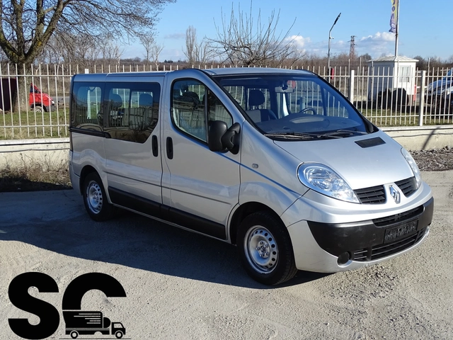 Renault Trafic 9 МЕСТА С * * * КЛИМАТИК* * * - автомобили, коли, обяви за нови и употребявани 0