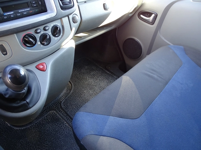 Renault Trafic 9 МЕСТА С * * * КЛИМАТИК* * * - автомобили, коли, обяви за нови и употребявани 13