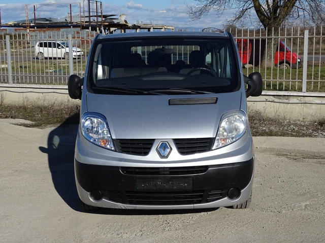 Renault Trafic 9 МЕСТА С * * * КЛИМАТИК* * * - автомобили, коли, обяви за нови и употребявани 1