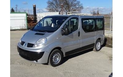 renault-trafic - 2