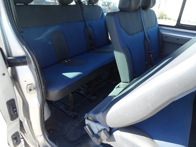 Renault Trafic 9 МЕСТА С * * * КЛИМАТИК* * * - автомобили, коли, обяви за нови и употребявани 9
