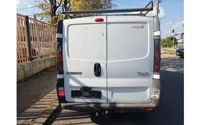 renault-trafic - 4