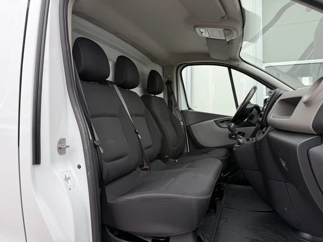 Renault Trafic - автомобили, коли, обяви за нови и употребявани 11