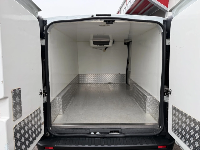 Renault Trafic - автомобили, коли, обяви за нови и употребявани 16