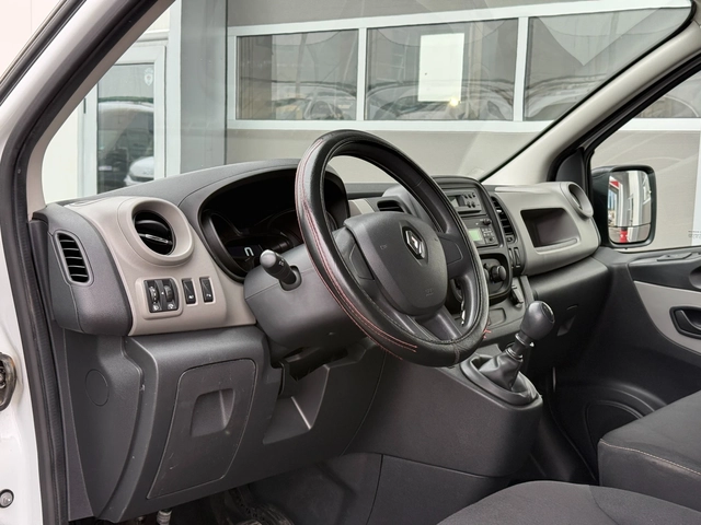 Renault Trafic - автомобили, коли, обяви за нови и употребявани 8