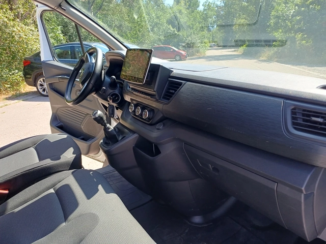 Renault Trafic L1H1 2.0 DCI Comfort - автомобили, коли, обяви за нови и употребявани 13
