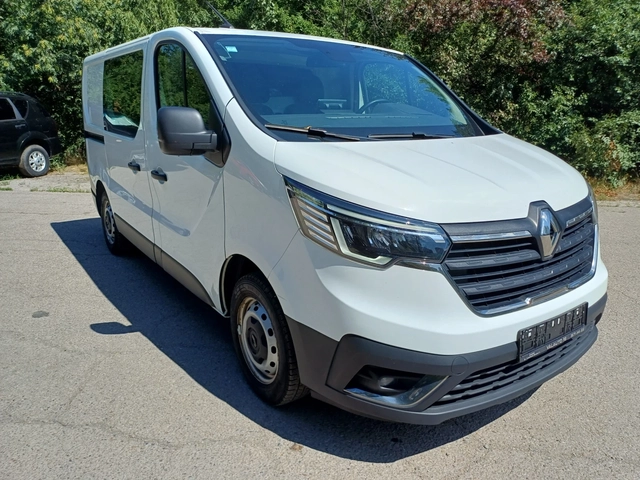 Renault Trafic L1H1 2.0 DCI Comfort - автомобили, коли, обяви за нови и употребявани 2