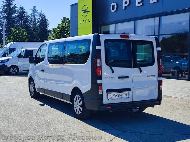 Renault Trafic Бус Пътнически 125к.с. Дизел - автомобили, коли, обяви за нови и употребявани 7