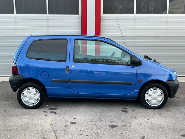 Renault Twingo 1.2I - автомобили, коли, обяви за нови и употребявани 3