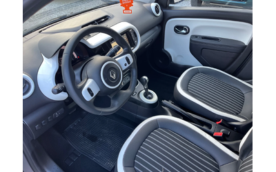 Renault Twingo - автомобили, коли, обяви за нови и употребявани 11