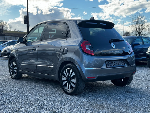 Renault Twingo - автомобили, коли, обяви за нови и употребявани 4
