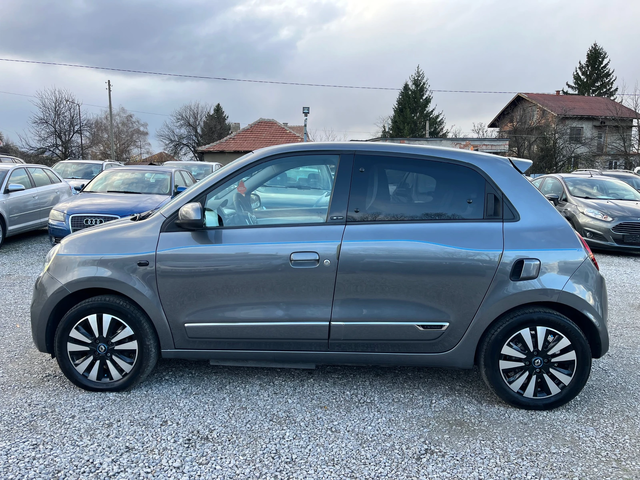 Renault Twingo - автомобили, коли, обяви за нови и употребявани 6