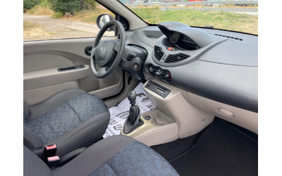renault-twingo - 5