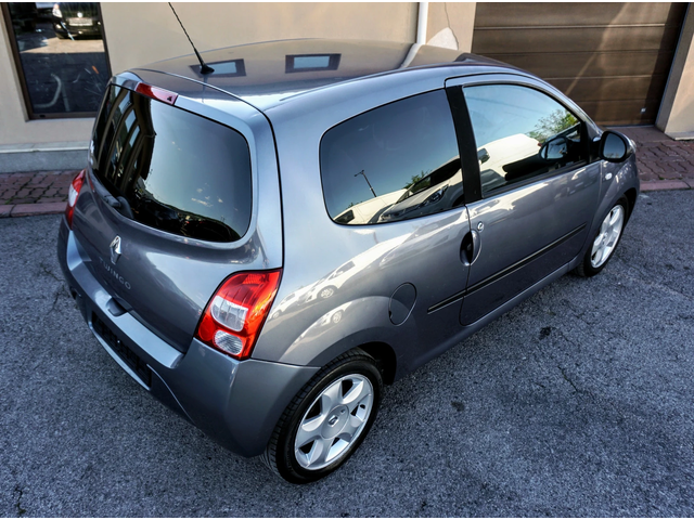 Renault Twingo 1.2i - автомобили, коли, обяви за нови и употребявани 2
